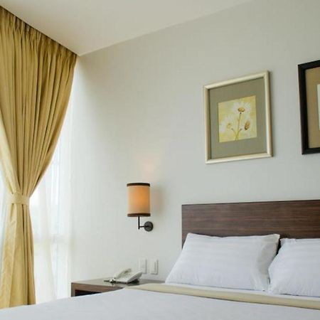 D'Hotel & Suites Dipolog Extérieur photo