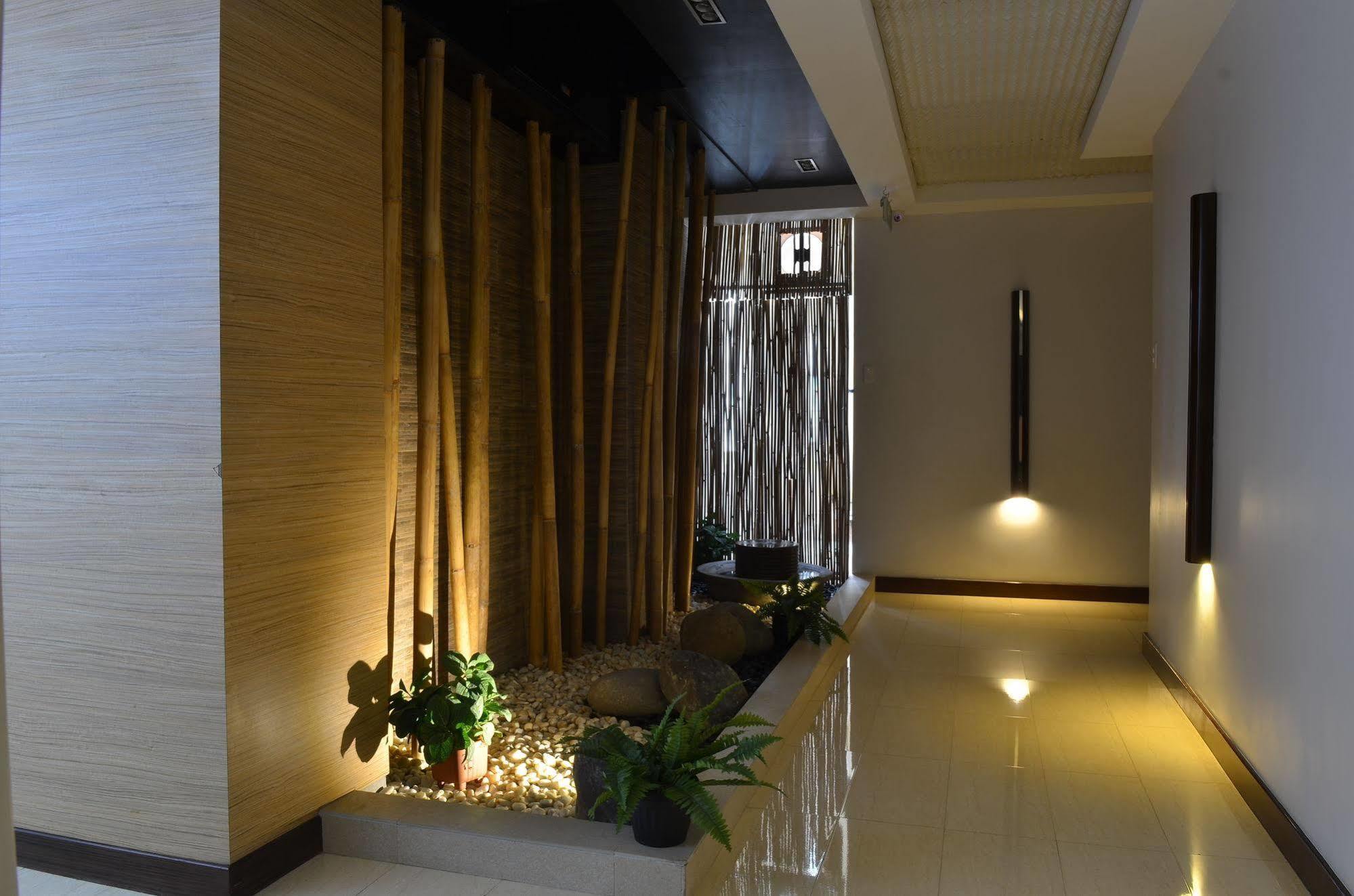 D'Hotel & Suites Dipolog Extérieur photo